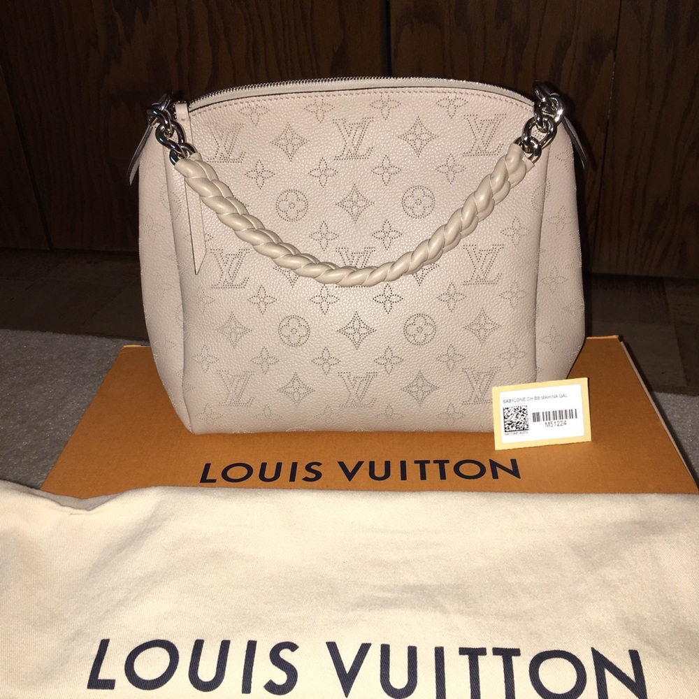 Louis Vuitton Babylone Chain BB Handbag